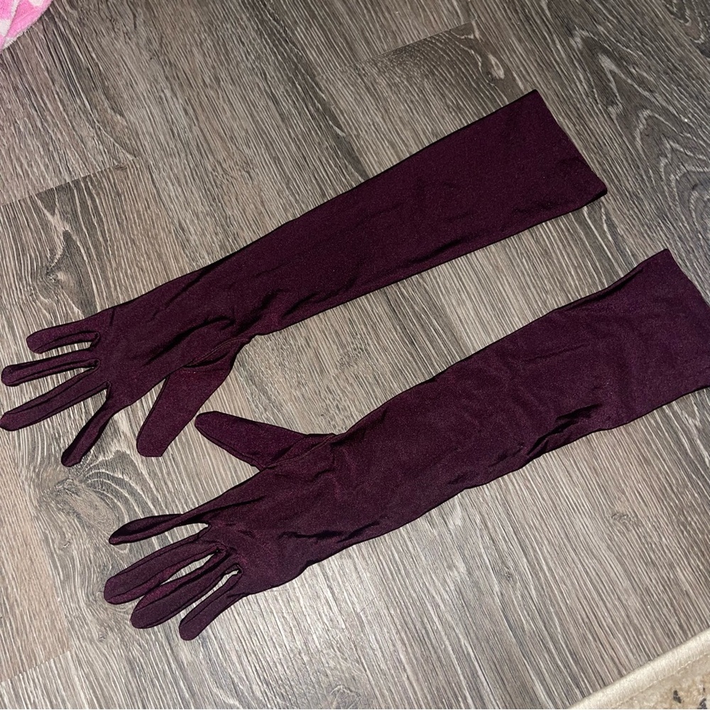 Deep purple spandex gloves - Picture 2 of 2